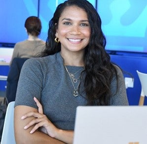 Headshot of Domonique Reed