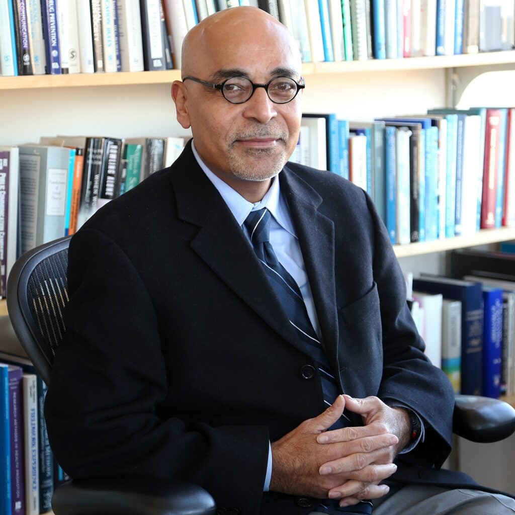 New report addresses misinformation about science | Harvard T.H. Chan ...