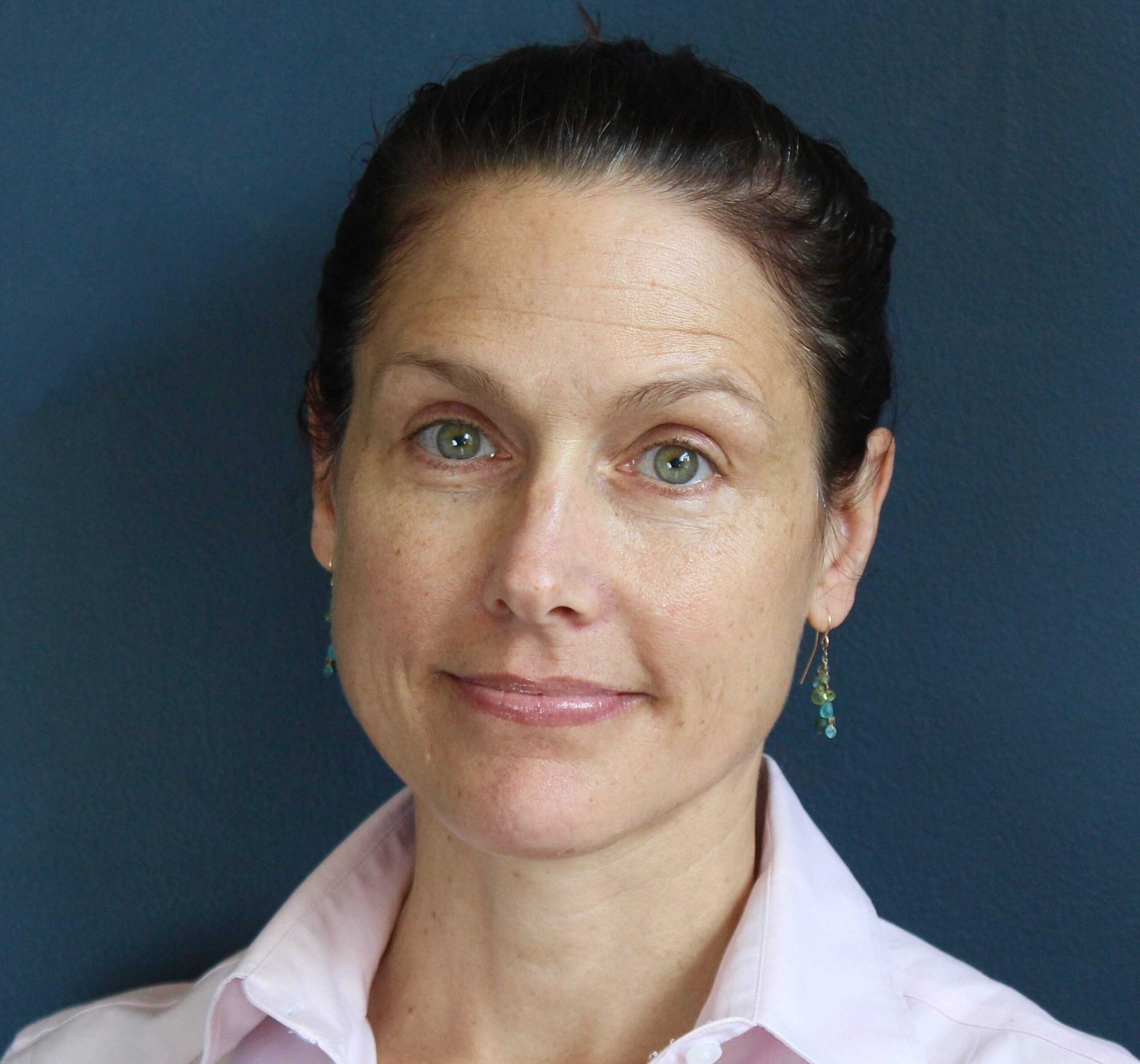 Headshot of Dr. Angie Cradock