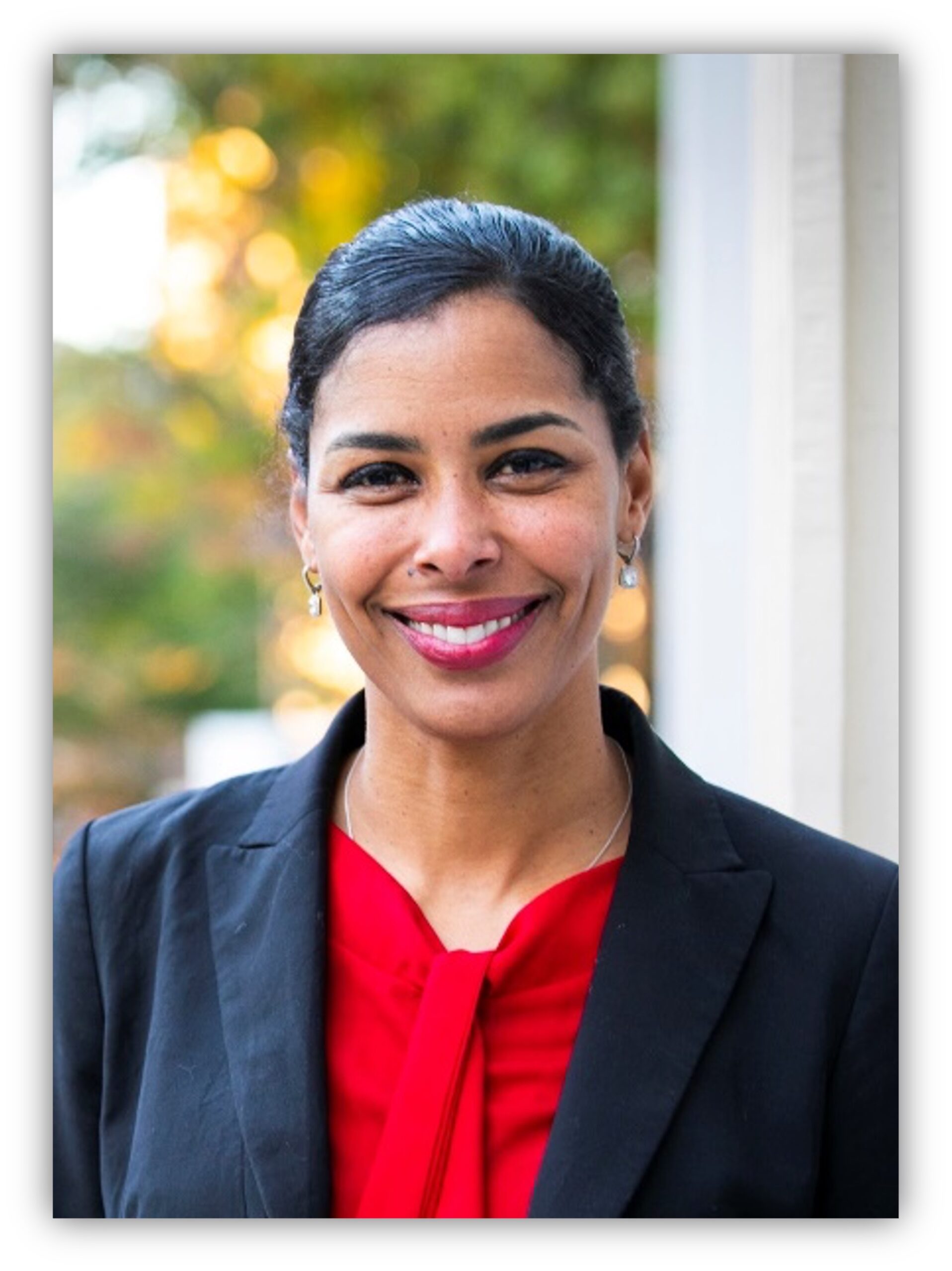 Headshot of Dr. Sara Bleich