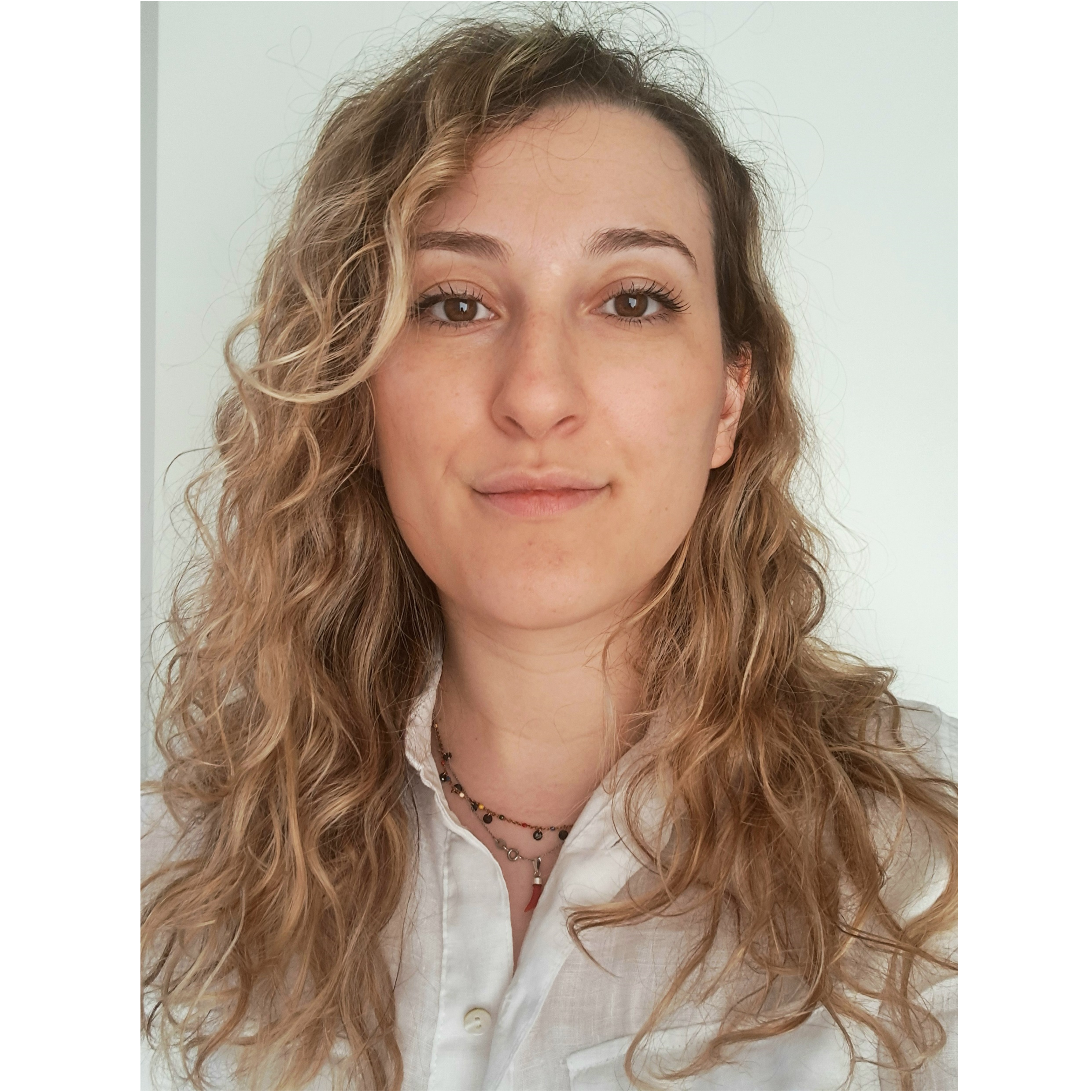 a headshot of Dr. Veronica Ballerini