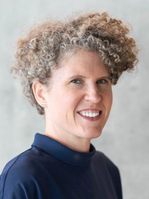 Joan Casey headshot.