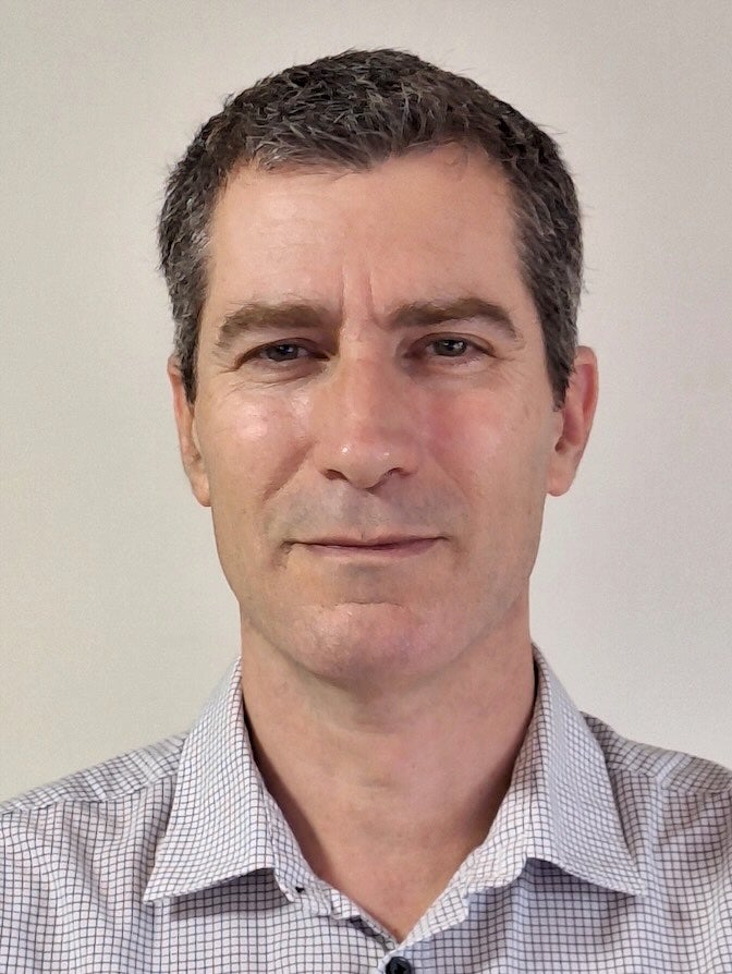Raanan Raz headshot.