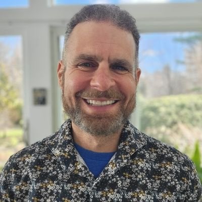Headshot of Dave Epstein