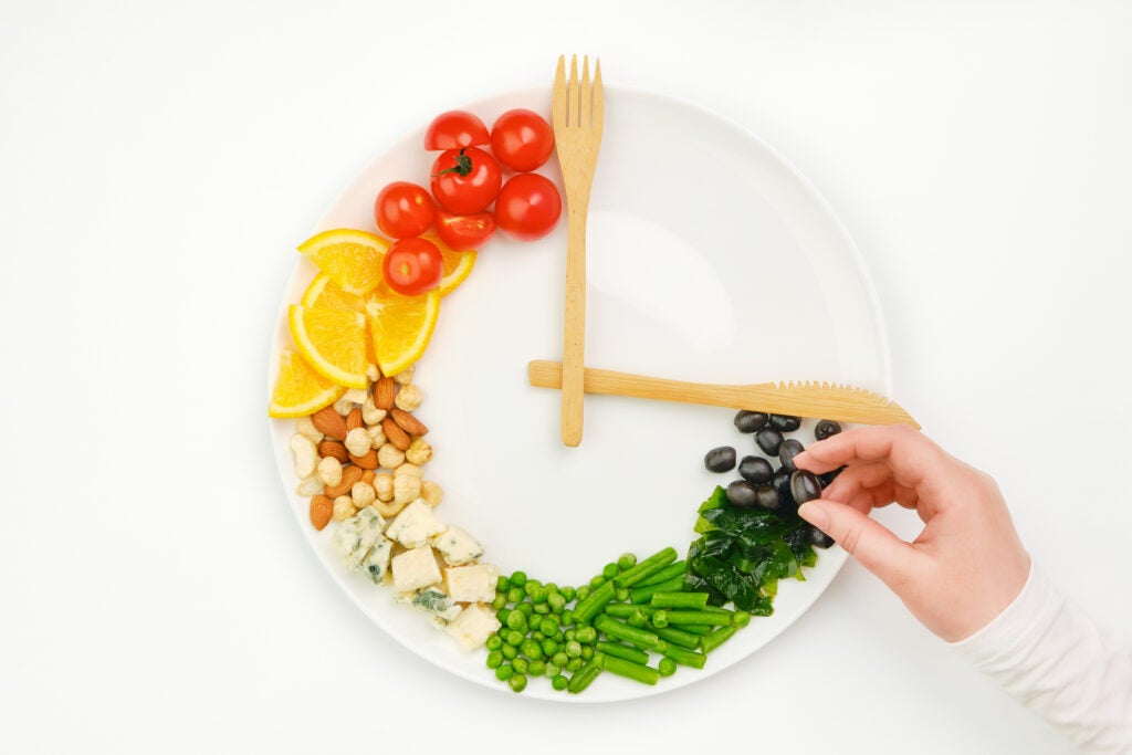 Intermittent fasting may be effective for weight loss, cardiometabolic health | Harvard T.H. Chan School of Public Health