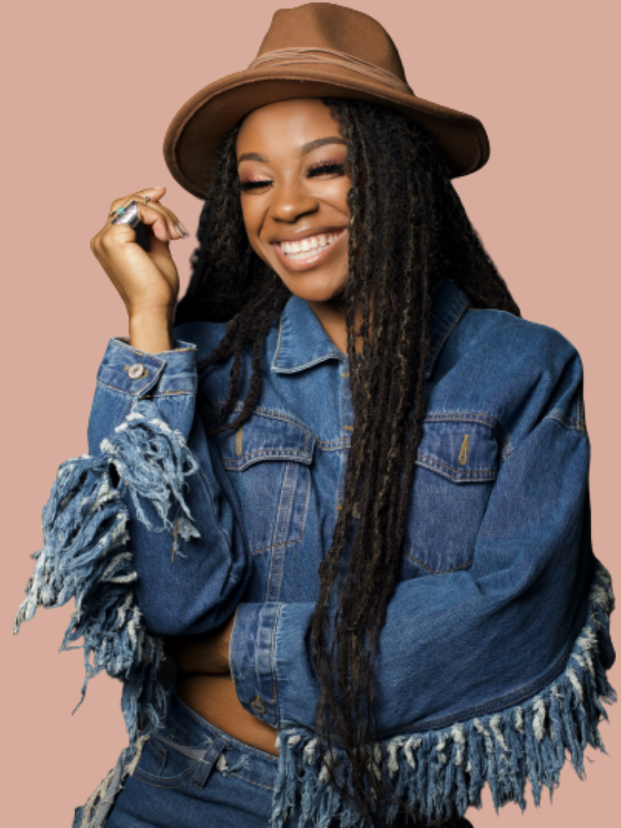 Headshot of Destini Davis