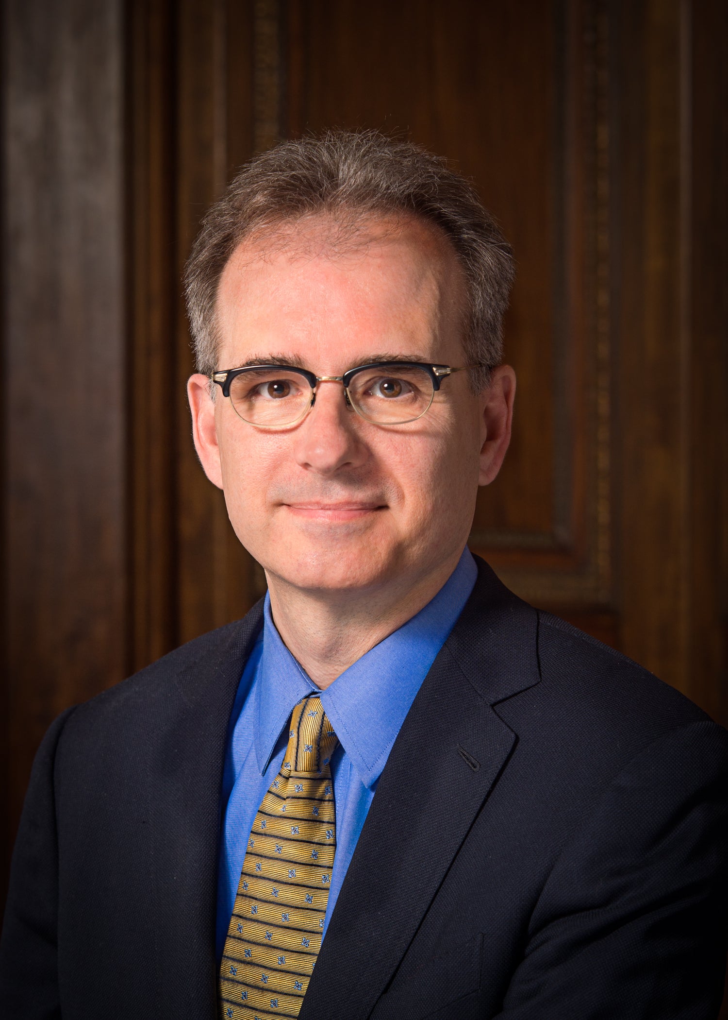 Eric Schneider headshot