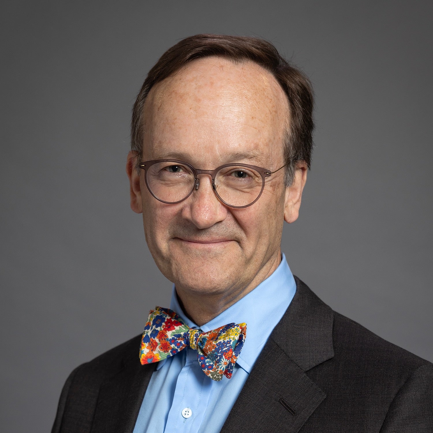 Headshot of Thor Sundt