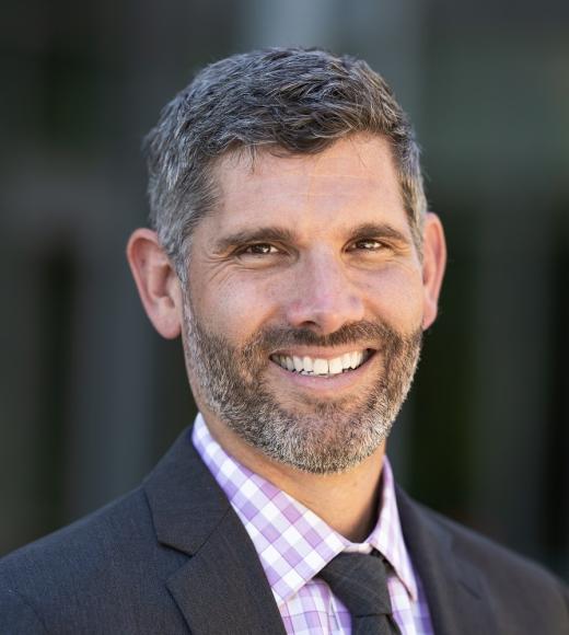 headshot of Edward Spang