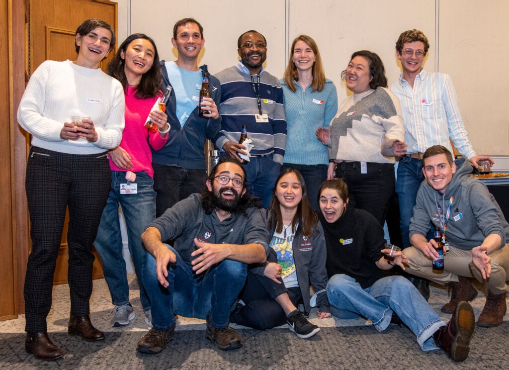 Esrah Du, center, with the Catteruccia Lab at the IID Retreat 2023