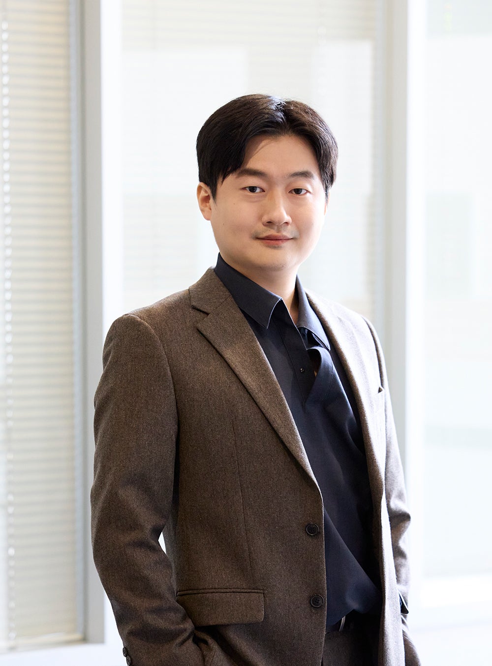 Heesu Shin portrait
