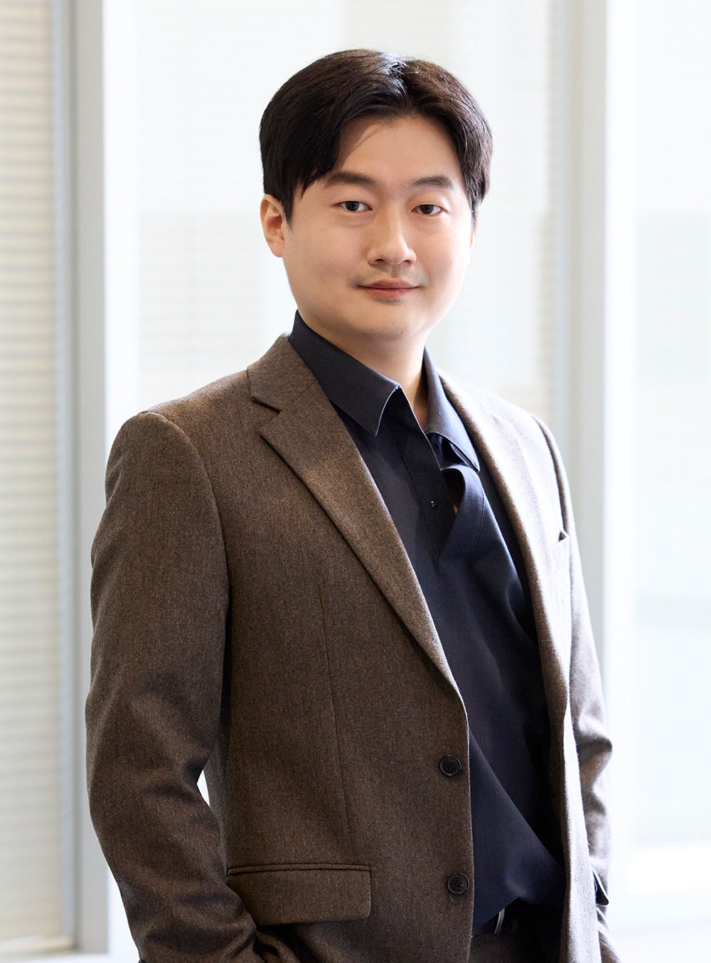 Heesu Shin portrait