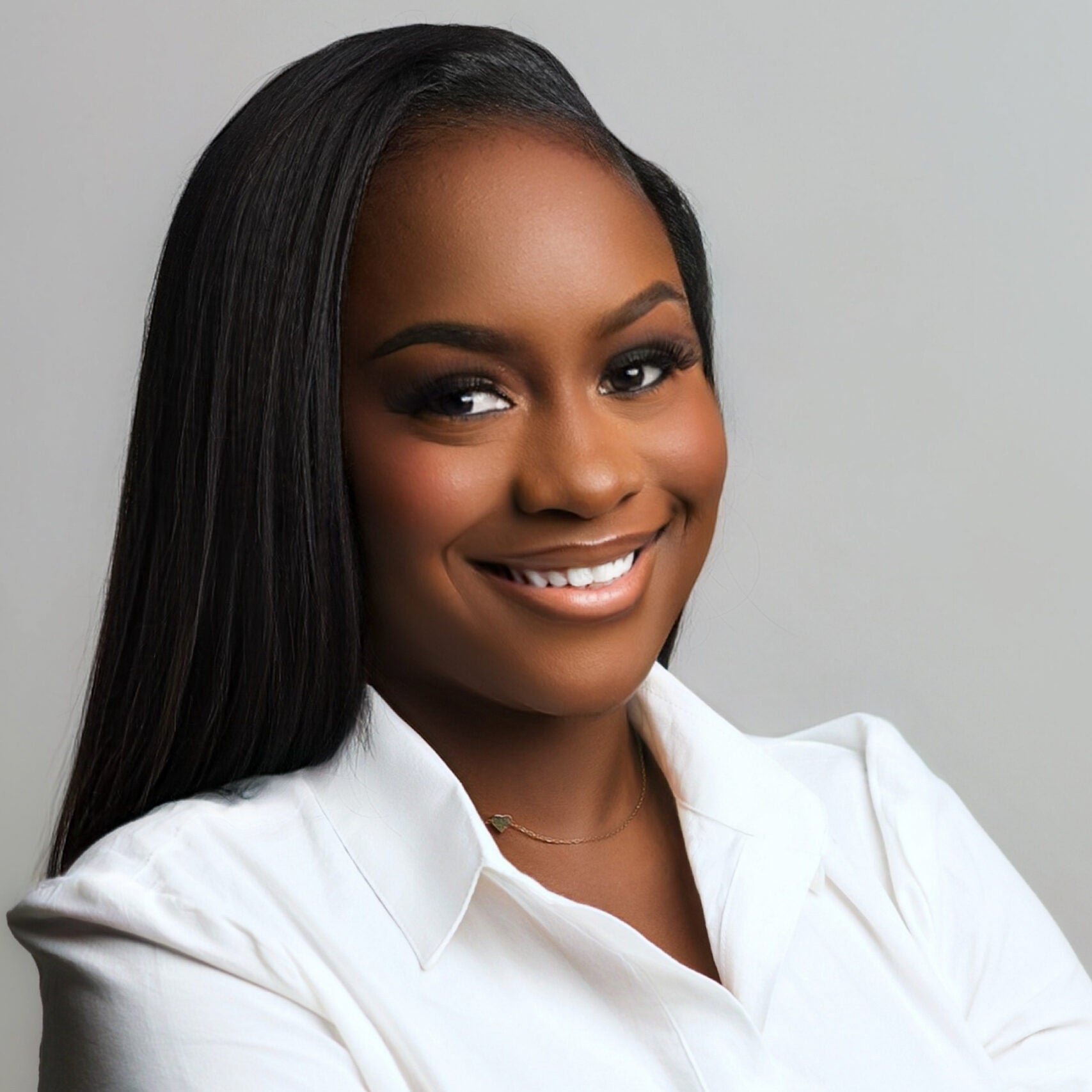 Headshot of Adlaine Timar