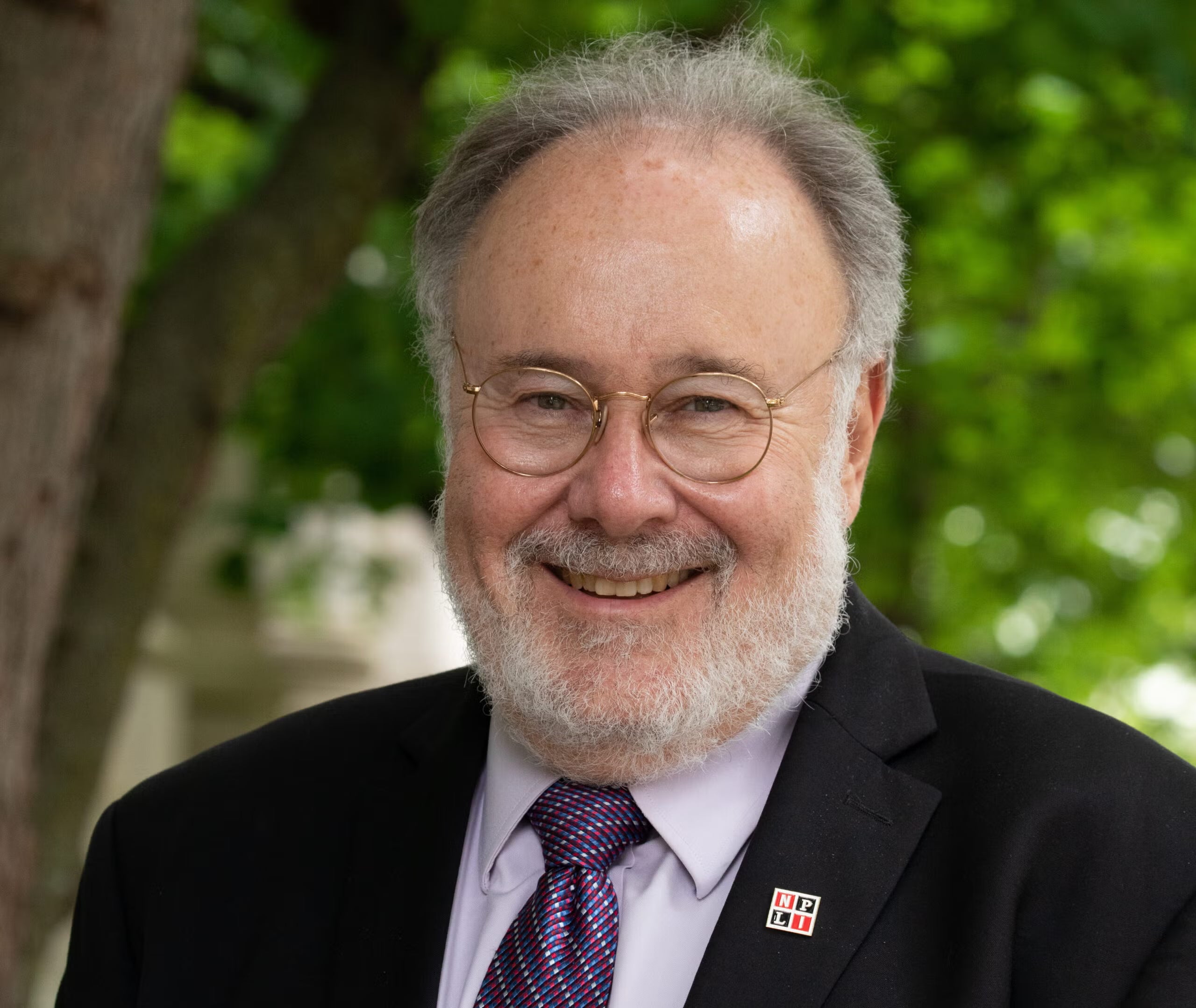 Headshot of Leonard Marcus