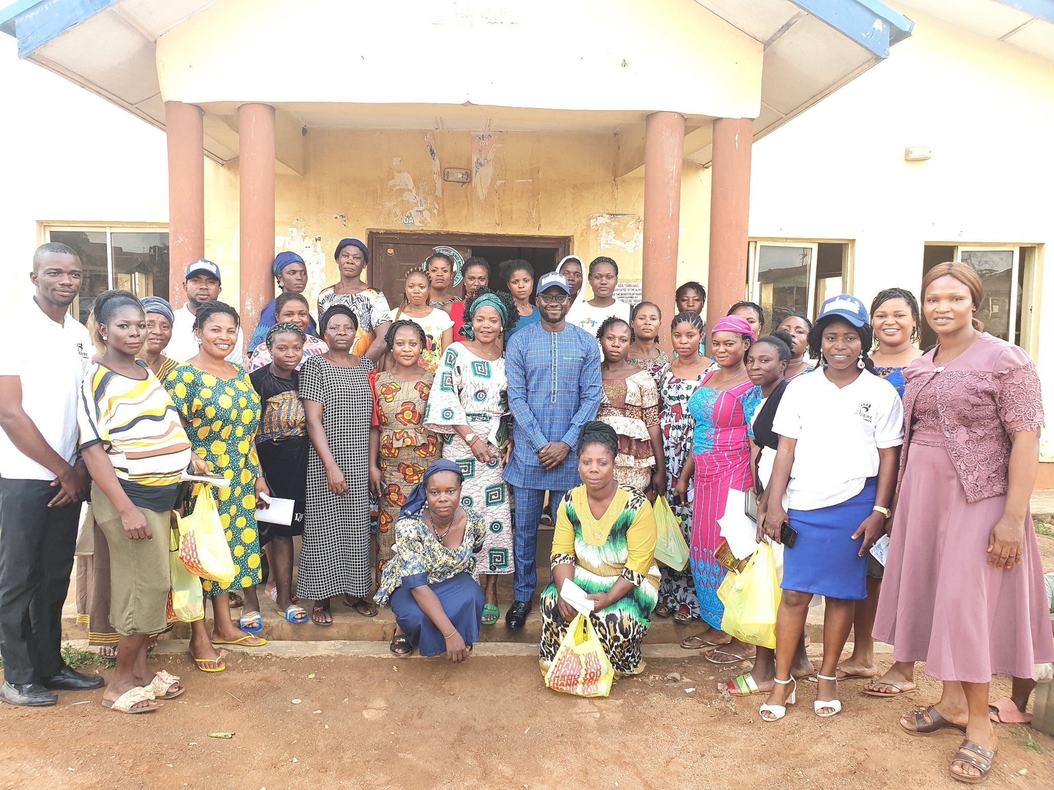 Women participating in an MNCH Women’s Cluster meeting in a semi-urban community in southwestern Nigeria. Photo: Olakunle Ajayi